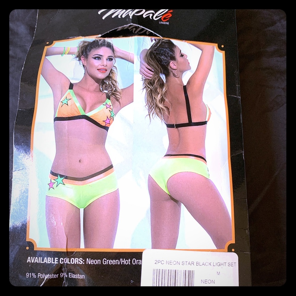 Unlined matching bra and panty set brand new